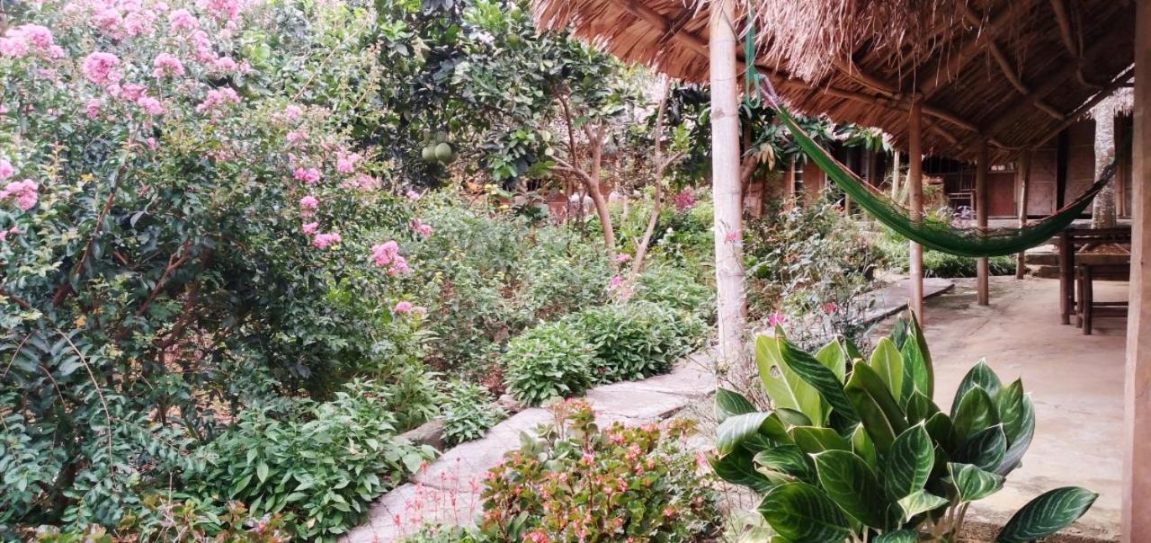 Family Homestay Ba Vi Exterior photo